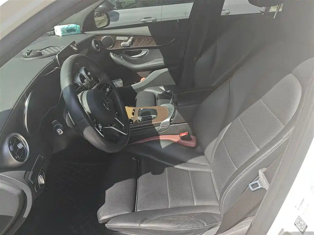 Mercedes-Benz GLC 2020 GLC 260 L 4MATIC Luxury фото 8