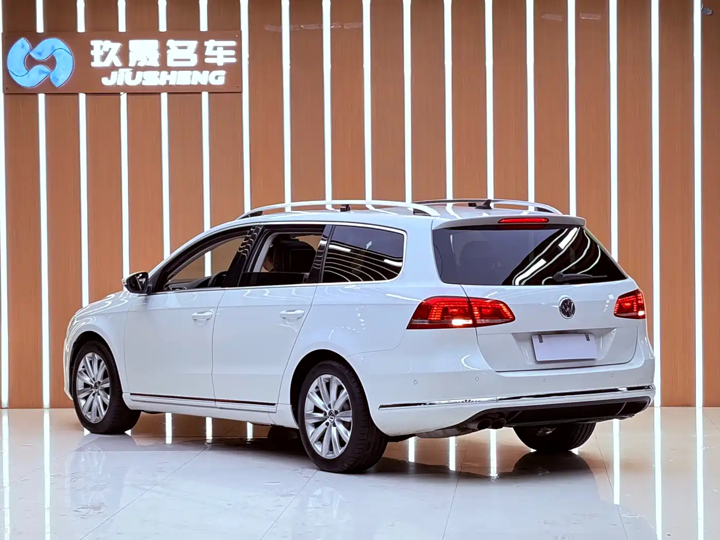 Volkswagen Magotan (Import) 2015 2012 Wagon 2.0TSI Luxury