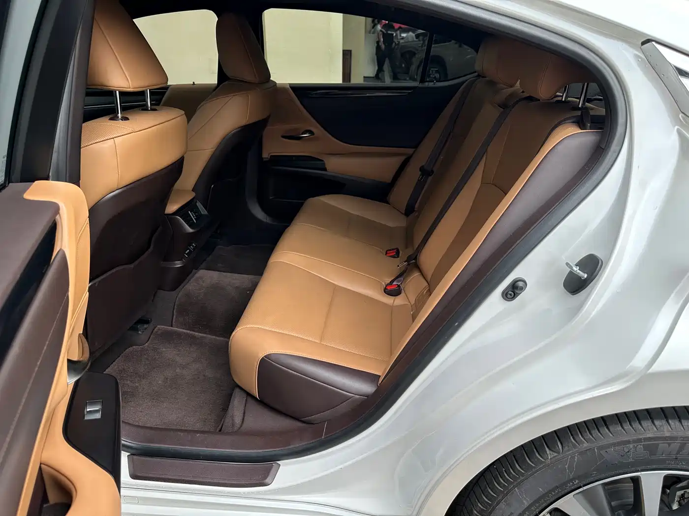 Lexus ES 2020 Model 260 Excellence Edition фото 14