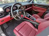 Photo 10 - Porsche Macan EV