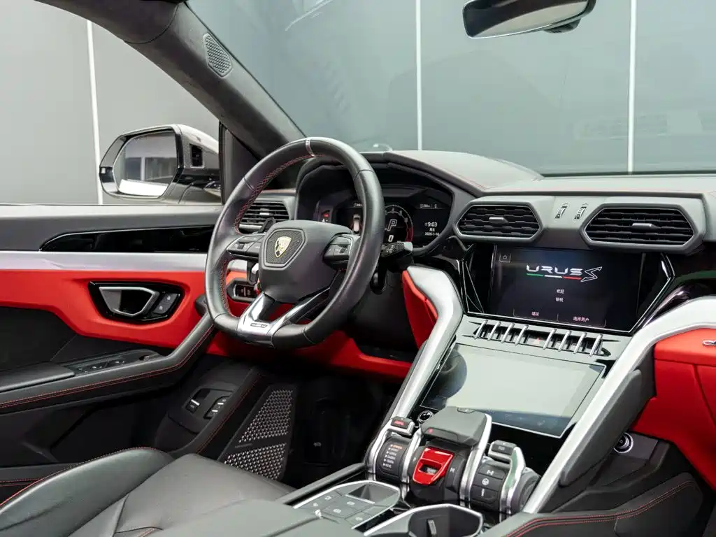 Lamborghini Urus 2024 2023 4.0T V8 S