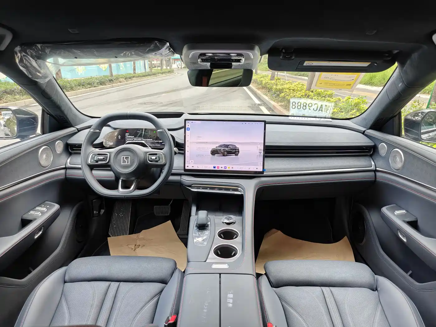 ZEEKR EXTREME KRYPTON 001