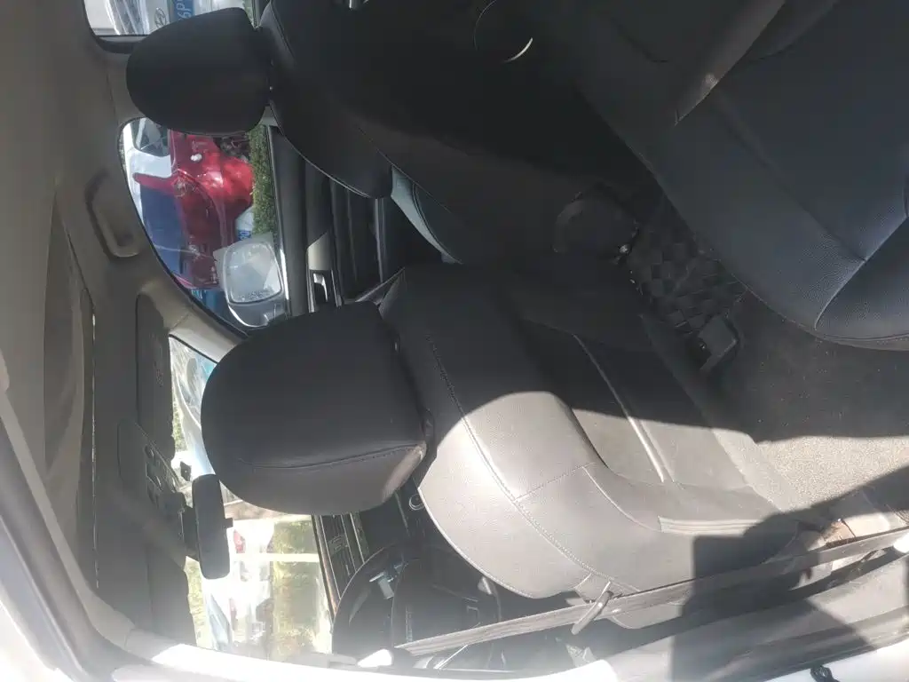 Фото 13 - Haval H2