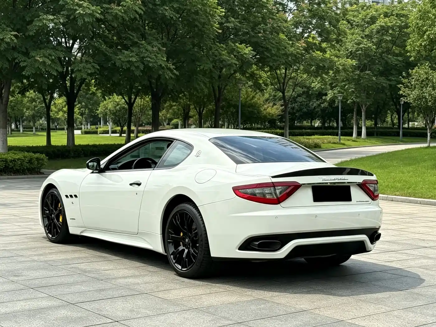 Maserati GranTurismo 2017 2013 4.7L Sport Automatic