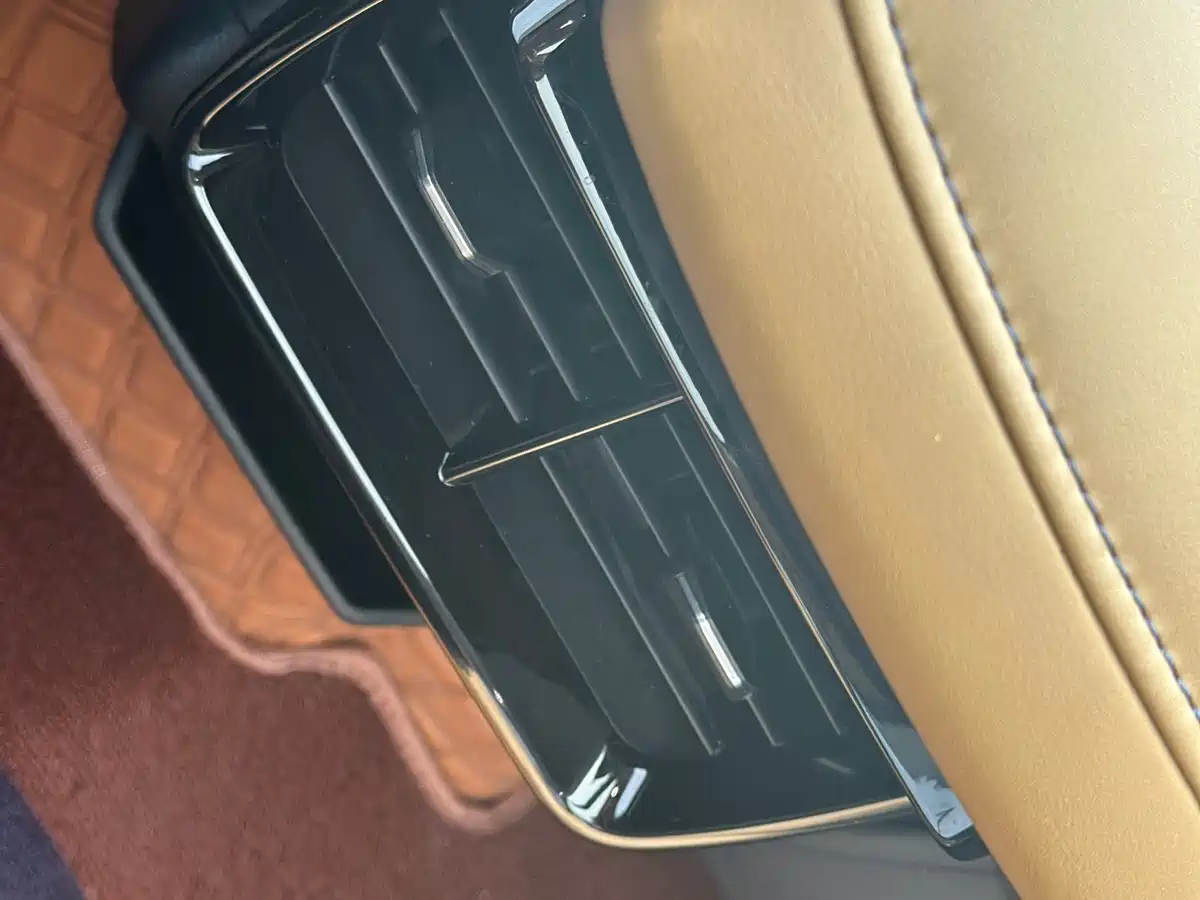 GEELY AUTOMOBILE BOYUE L