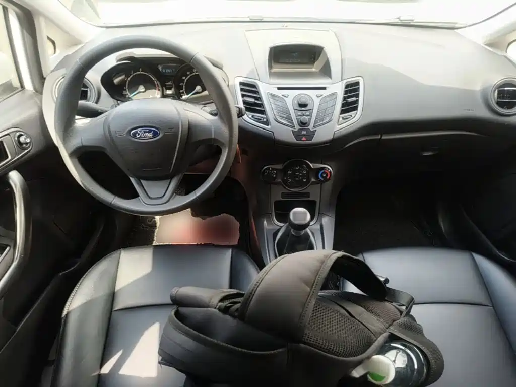 Ford Fiesta 2014 2013 Hatchback 1.5L Manual Trend