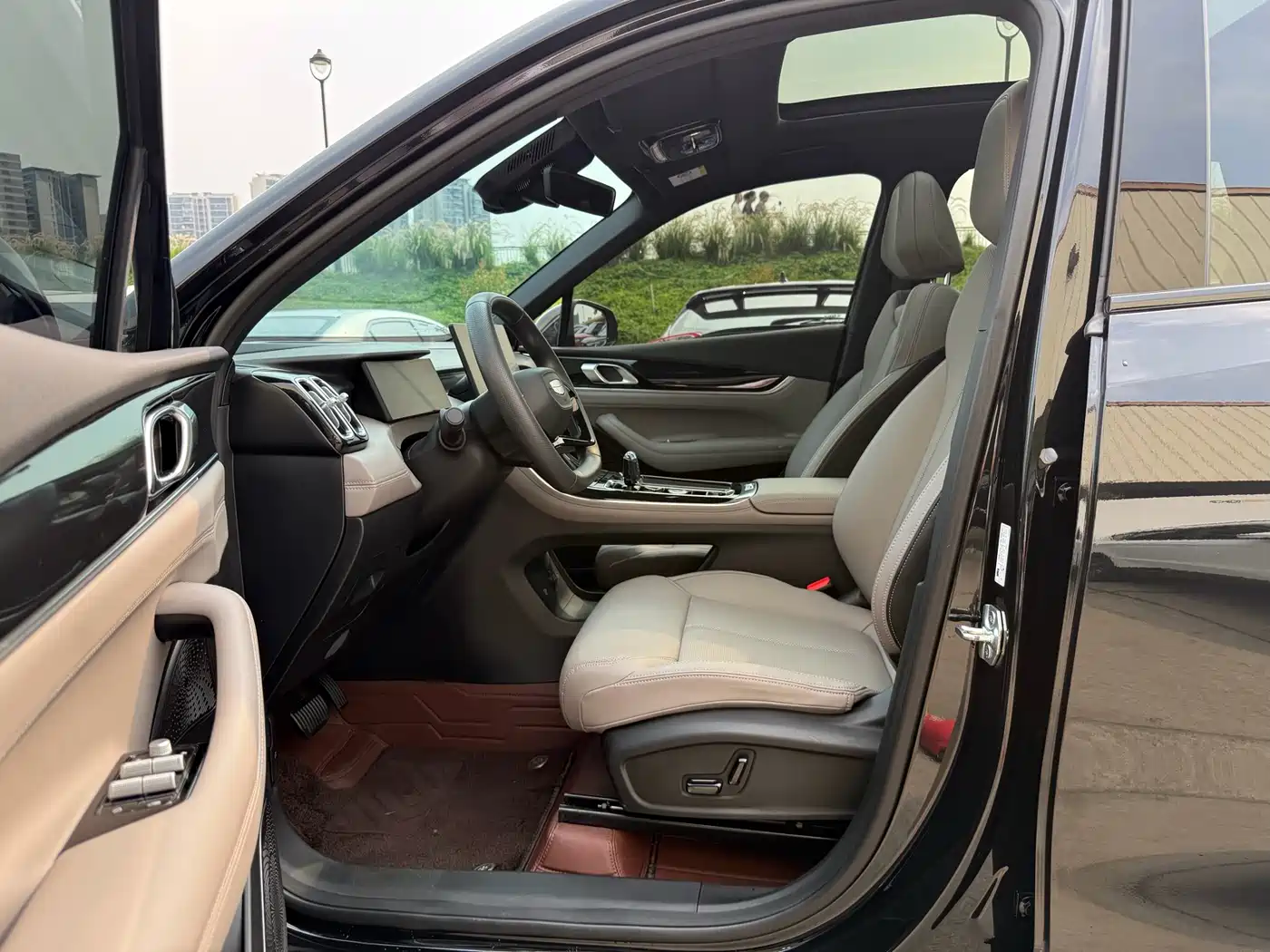 GEELY AUTOMOBILE BOYUE L