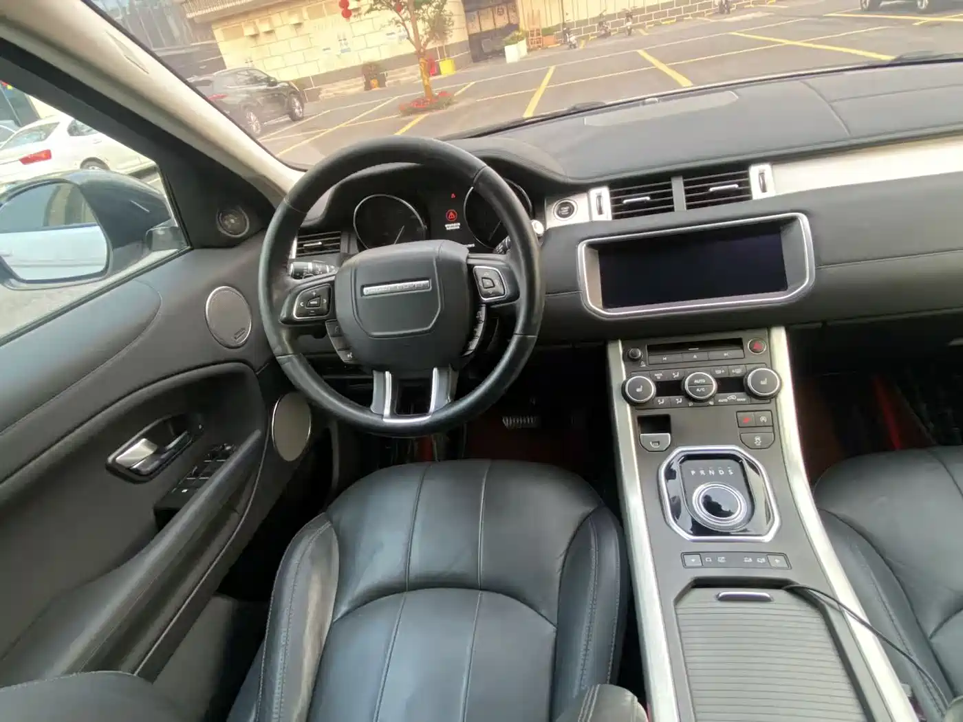 Land Rover Range Rover Evoque 2016 2.0T SE ZhiYao фото 19