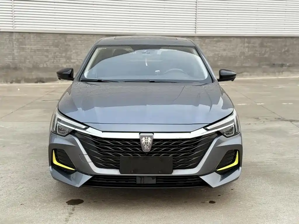 Roewe i6 MAX EV 2020 2020 Model 1.5T PHEV Cool Edition