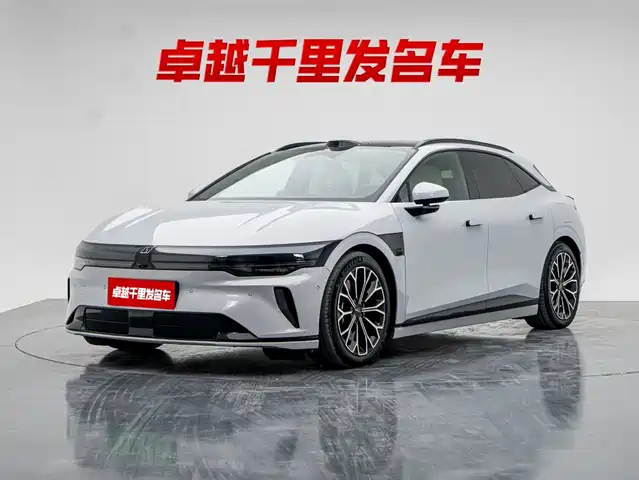 Zeekr 007GT Полный привод, система помощи водителю, 75kWh