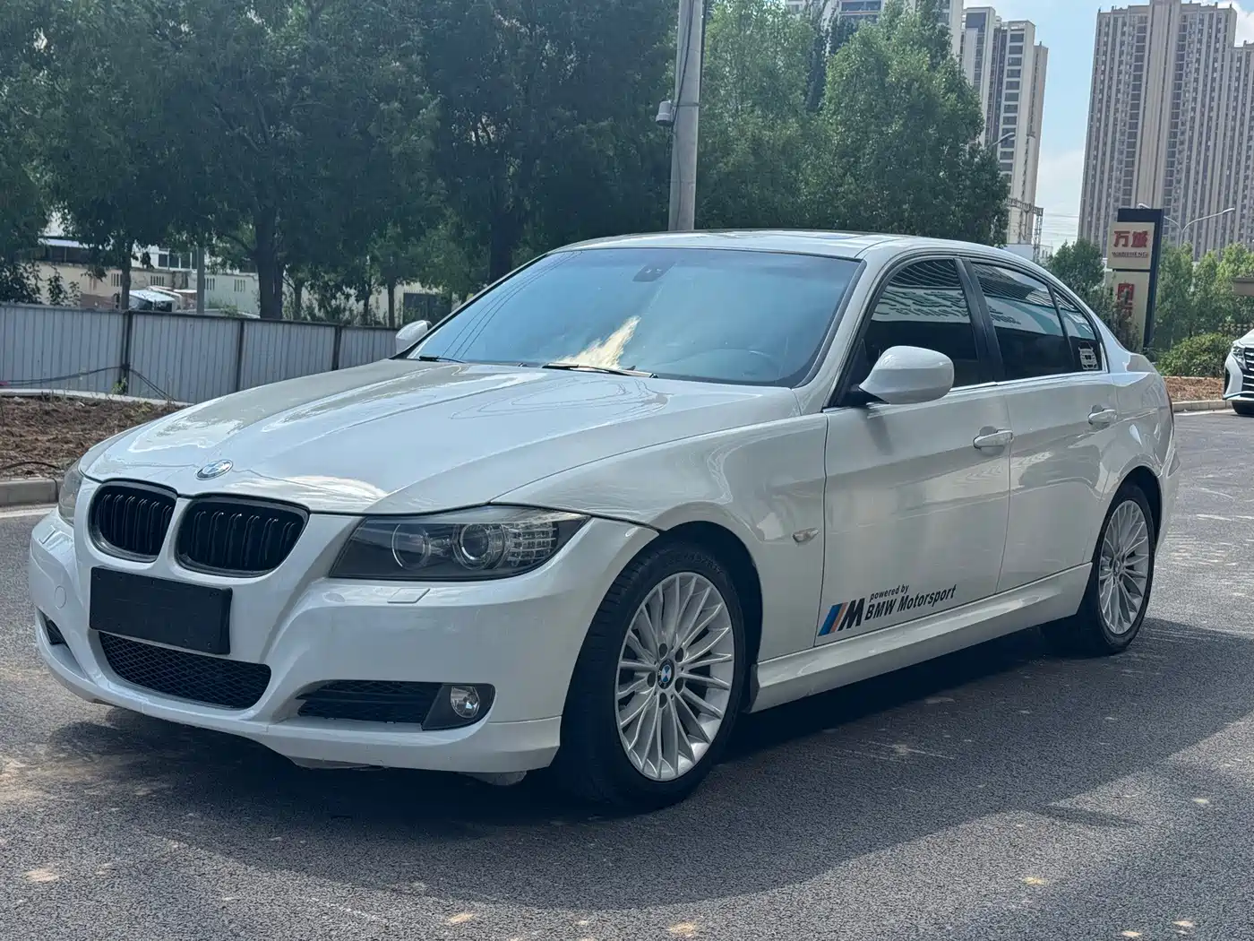 BMW 3 Series 2010 2011 325i Fashion