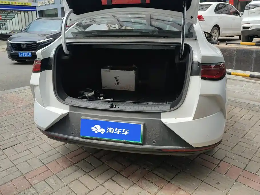 BYD e7 2025 2025 520 Smart Driving Edition
