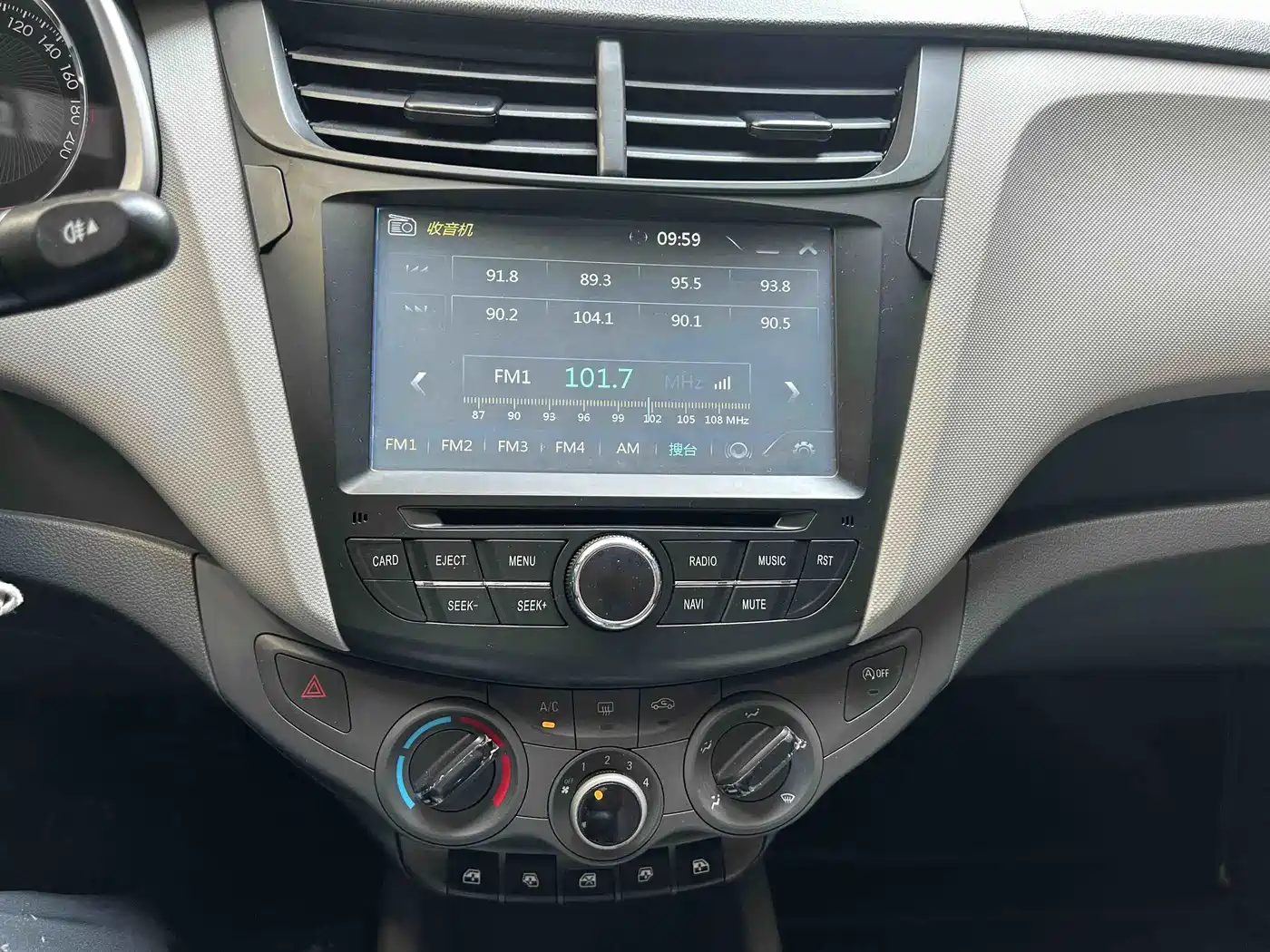 Chevrolet Sail 2017 2015 Sail 3 1.5L Manual Ideal Sunroof Edition