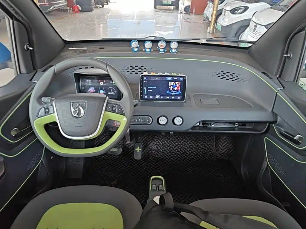 BAOJUN E100