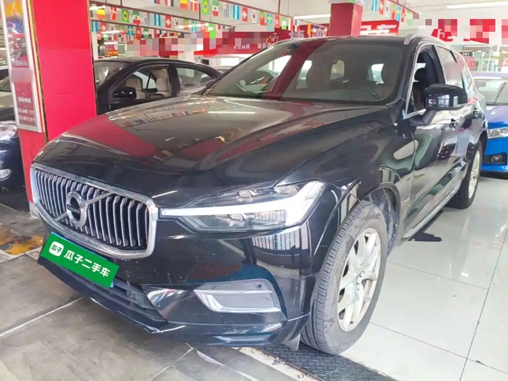 Volvo XC60 2021 T5 AWD Momentum