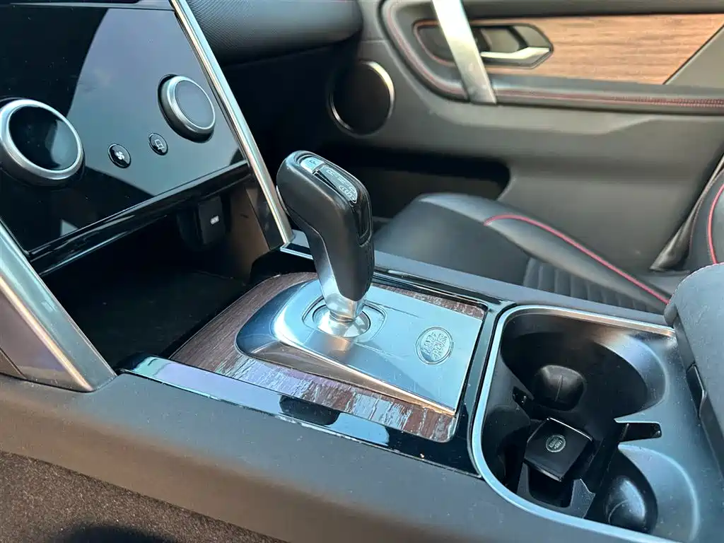 Land Rover Discovery Sport 2020 249PS R-Dynamic Performance Tech 7-seater фото 15