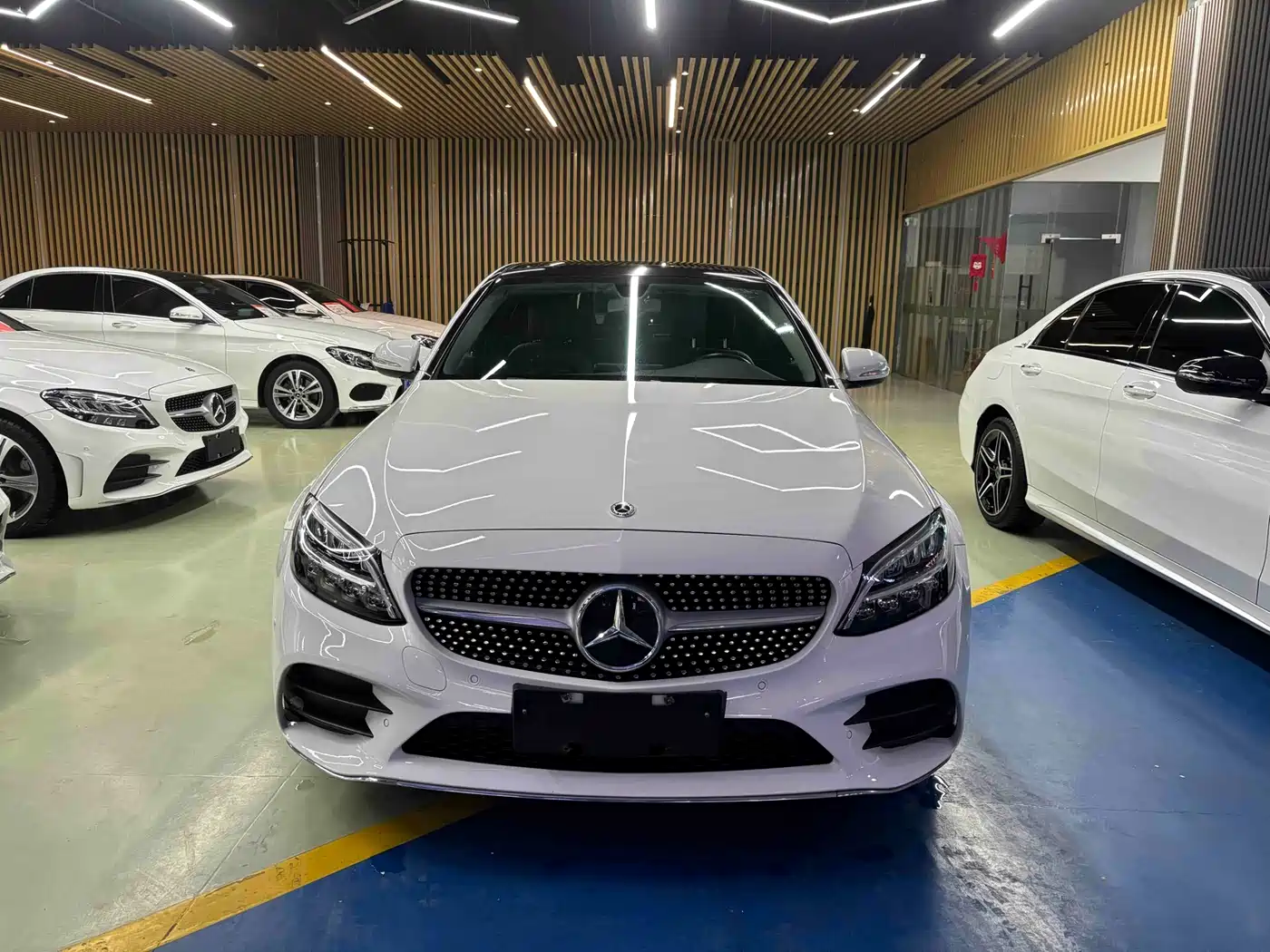 Mercedes-Benz C-Class 2019 C 260 L фото 2