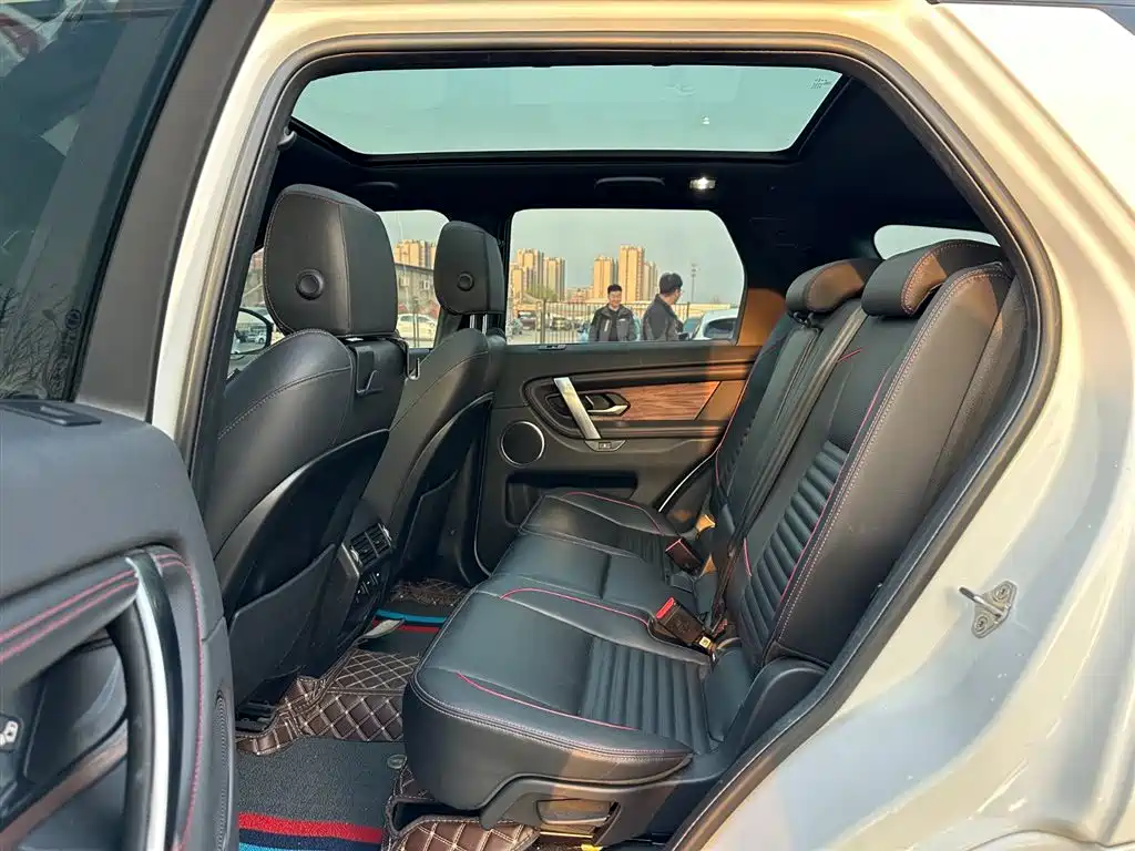 Land Rover Discovery Sport 2020 249PS R-Dynamic Performance Tech 7-seater фото 10