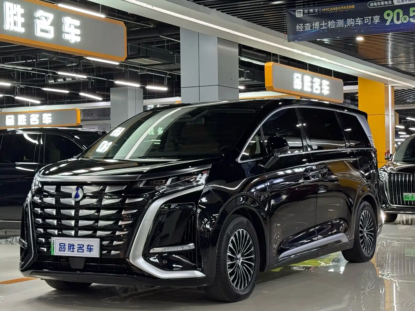 Denza Denza D9 2024 DM-i 980 AWD Prestige