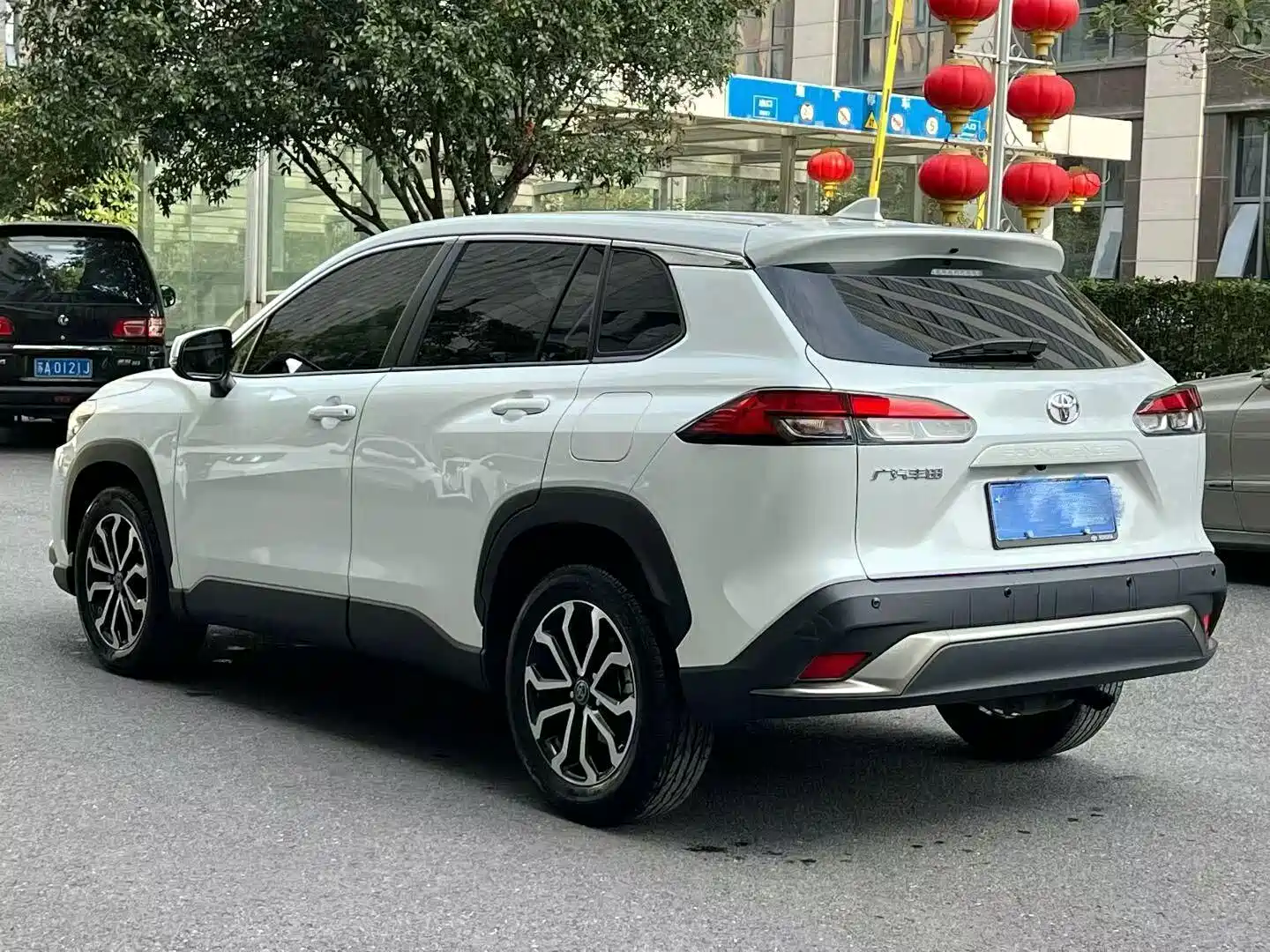 Photo 6 - Toyota Frontlander