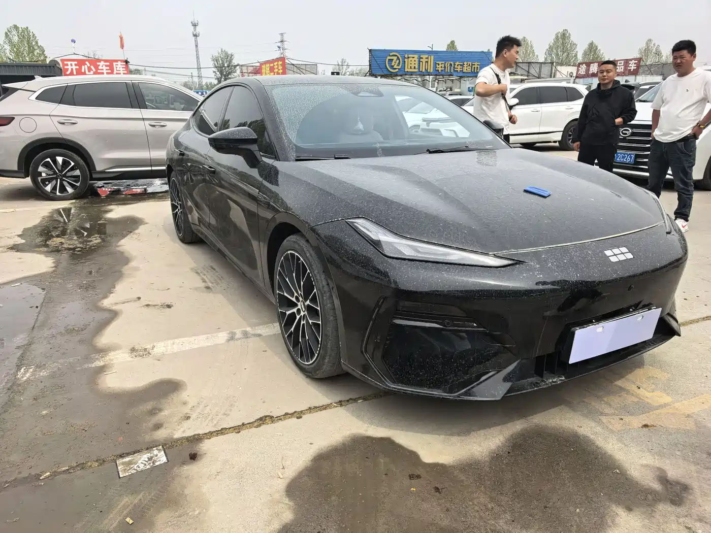 GEELY GALAXY GALAXY E8