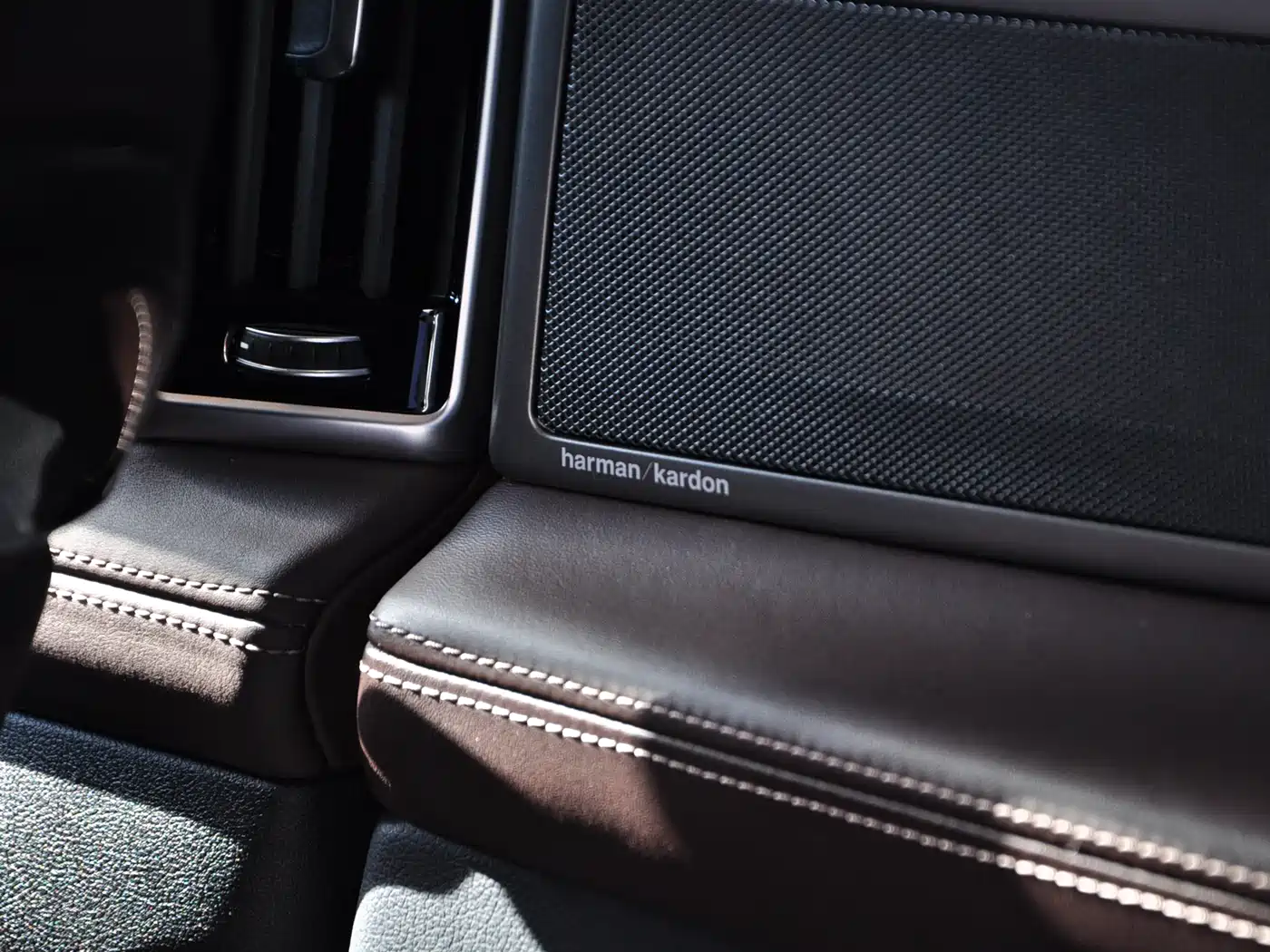 BMW 7 Series 2019 730Li Luxury Package фото 13