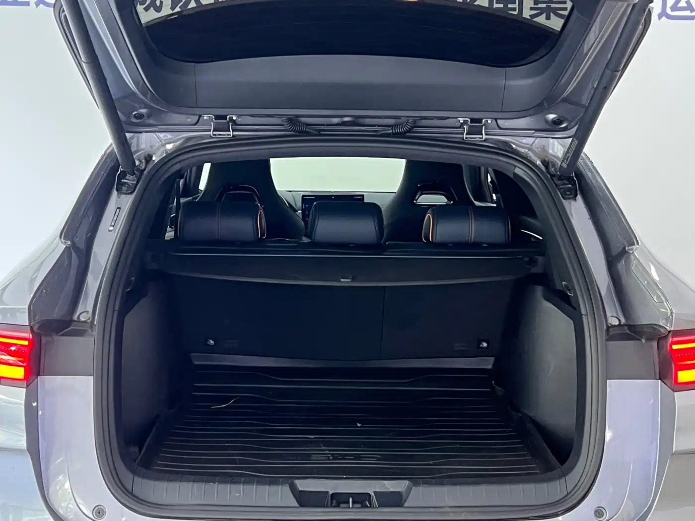 BYD Song PLUS PHEV 2024 2024 Glory Edition DM-i 71km Luxury