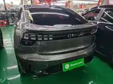 صورة 6 - Lynk & Co 05