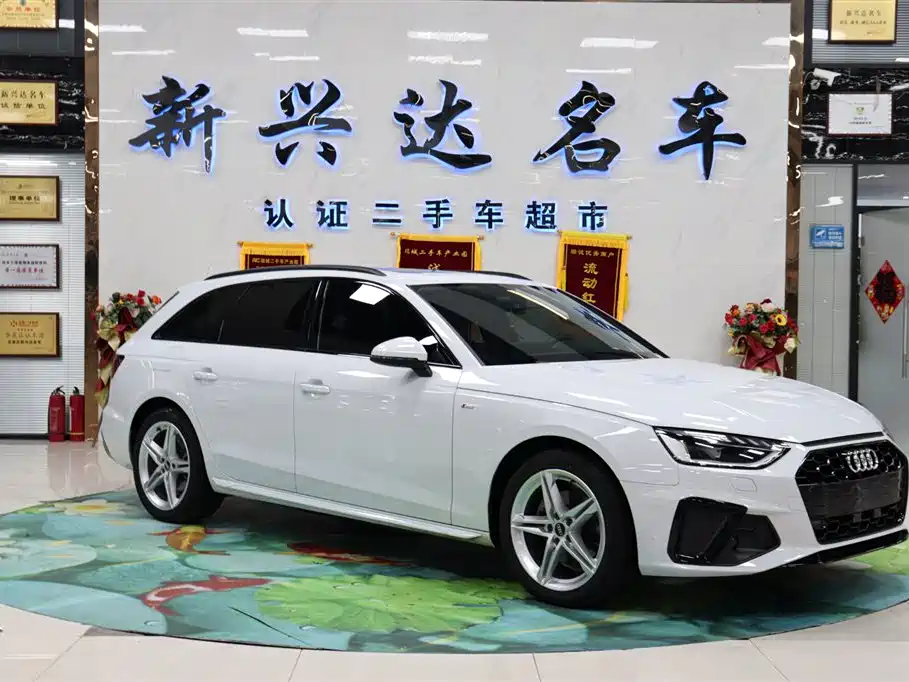 Audi A4 (Import) 2022 Avant 40 TFSI Fashion Dynamic фото 3