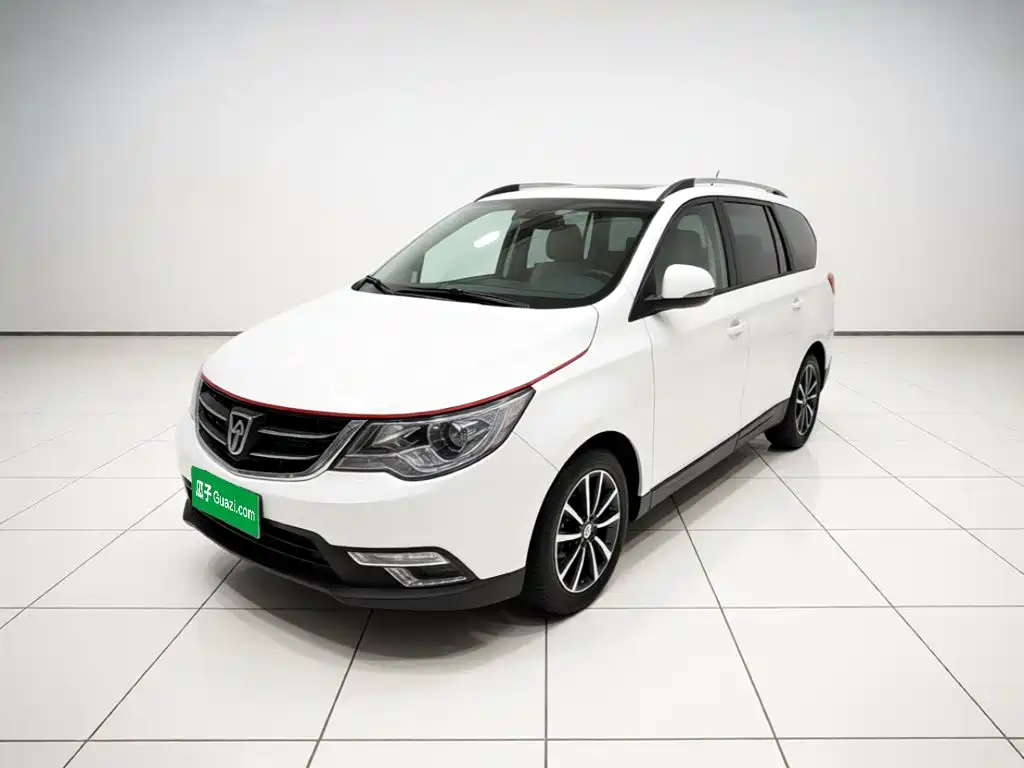 Baojun 730 2014 2014 1.5L Manual Luxury Navigation ESP Edition 7-Seater