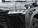 Photo 4 - Lexus GX