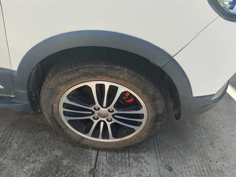Haval H1 2015 1.5L Manual Luxury фото 6
