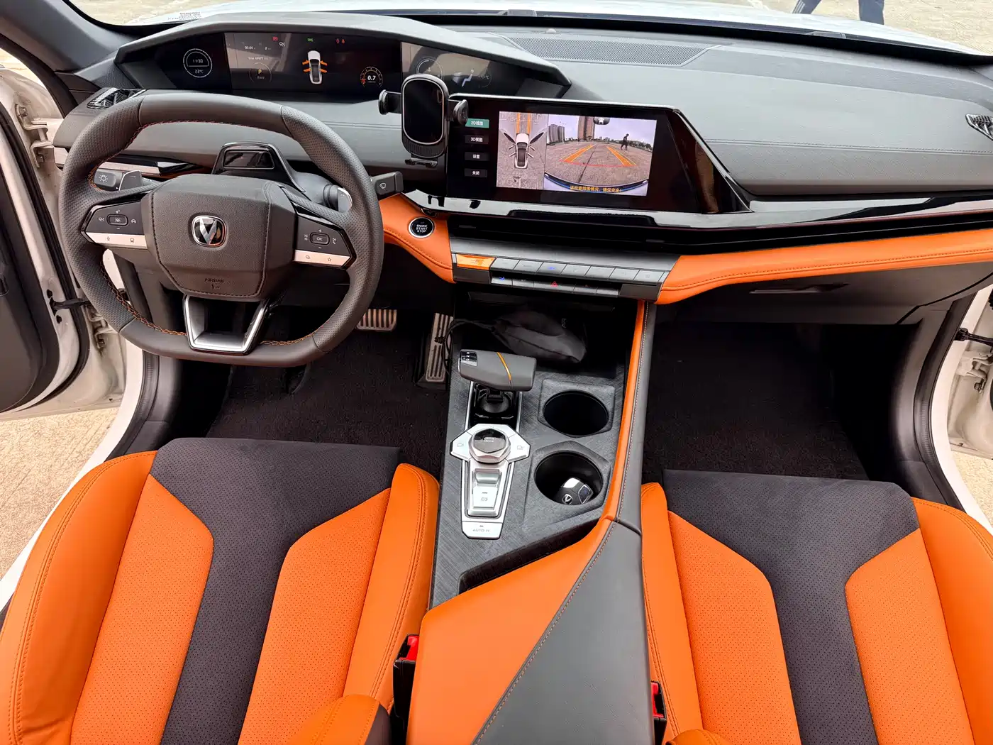 CHANGAN UNI-V