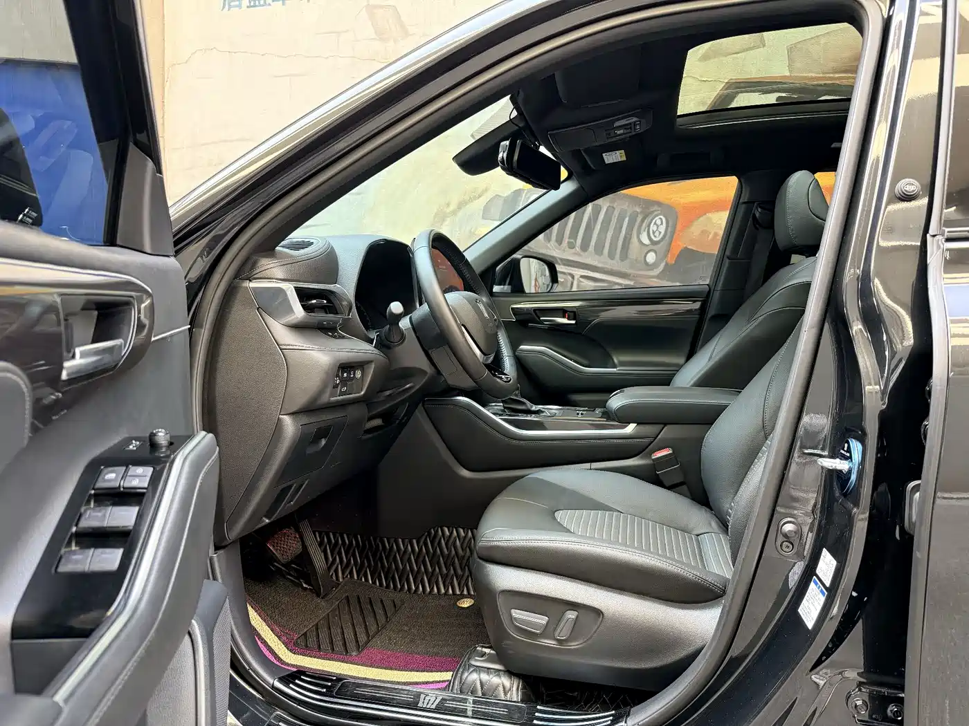 Toyota Crown Kluger 2021 2.5L HEV 4WD Premium фото 7