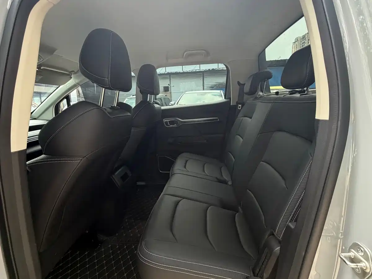 Geely Radar Radar King Kong 2025 2025 EM-P 4WD Long Bed Thousand-Mile King Kong