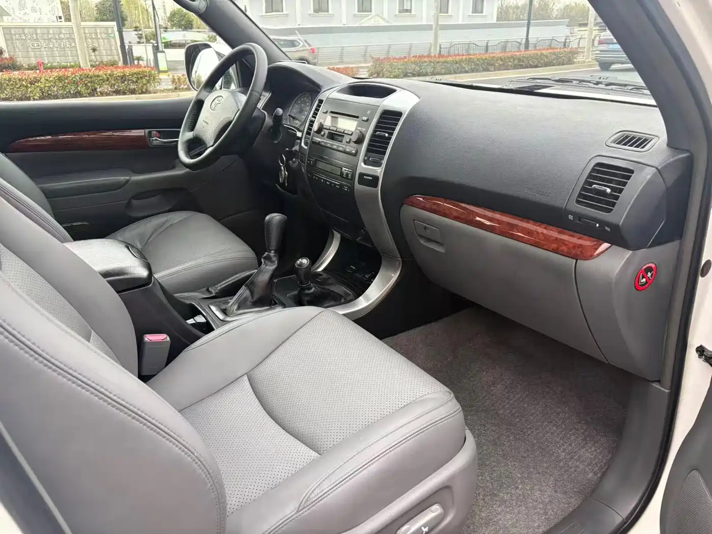 Toyota Prado 2004 4.0L Automatic GX фото 8