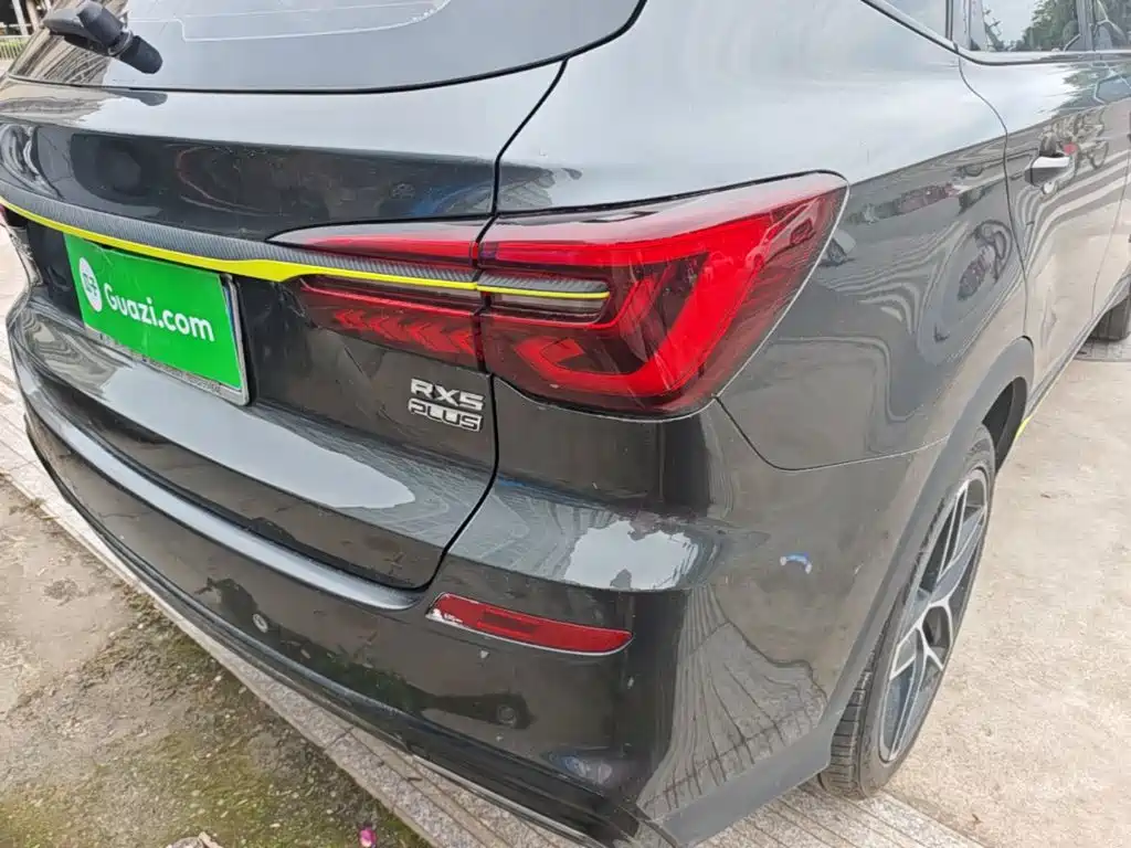 Фото 8 - Roewe RX5
