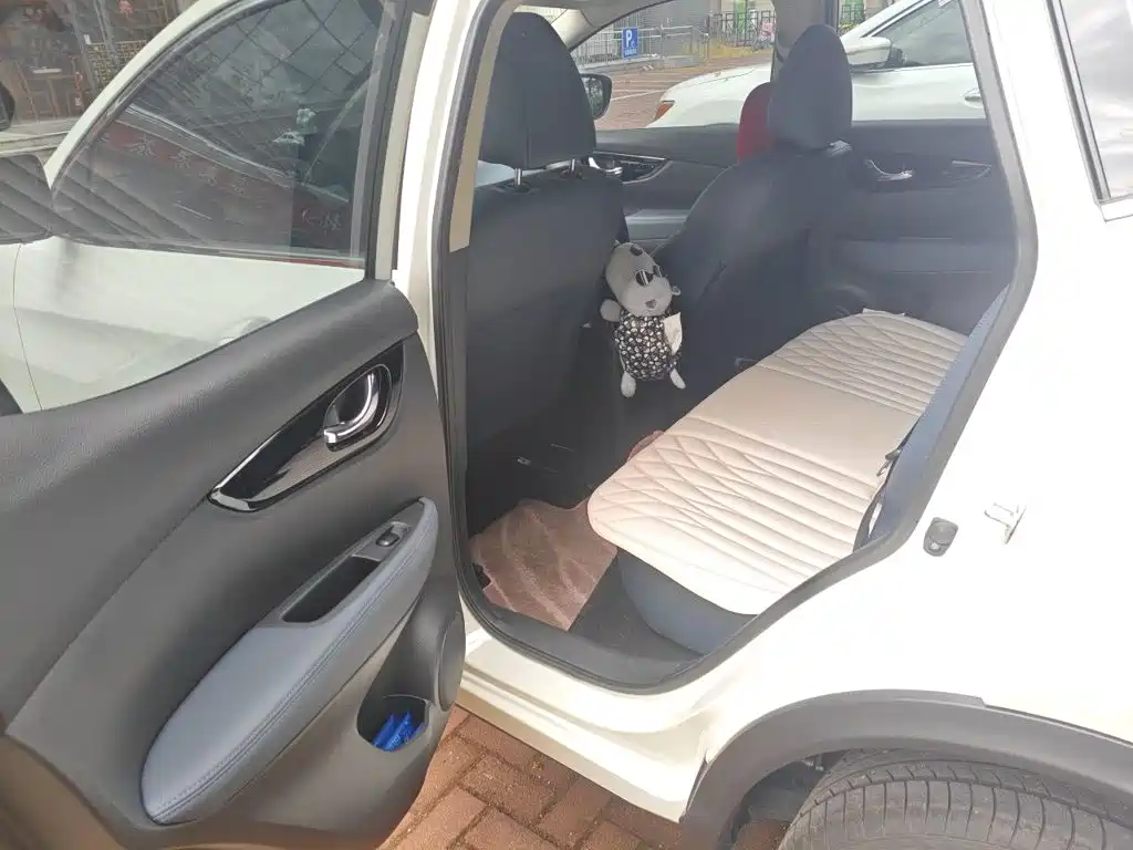 Nissan Qashqai 2025 2025 Facelift Honor 2.0L CVT XV Sincere Edition