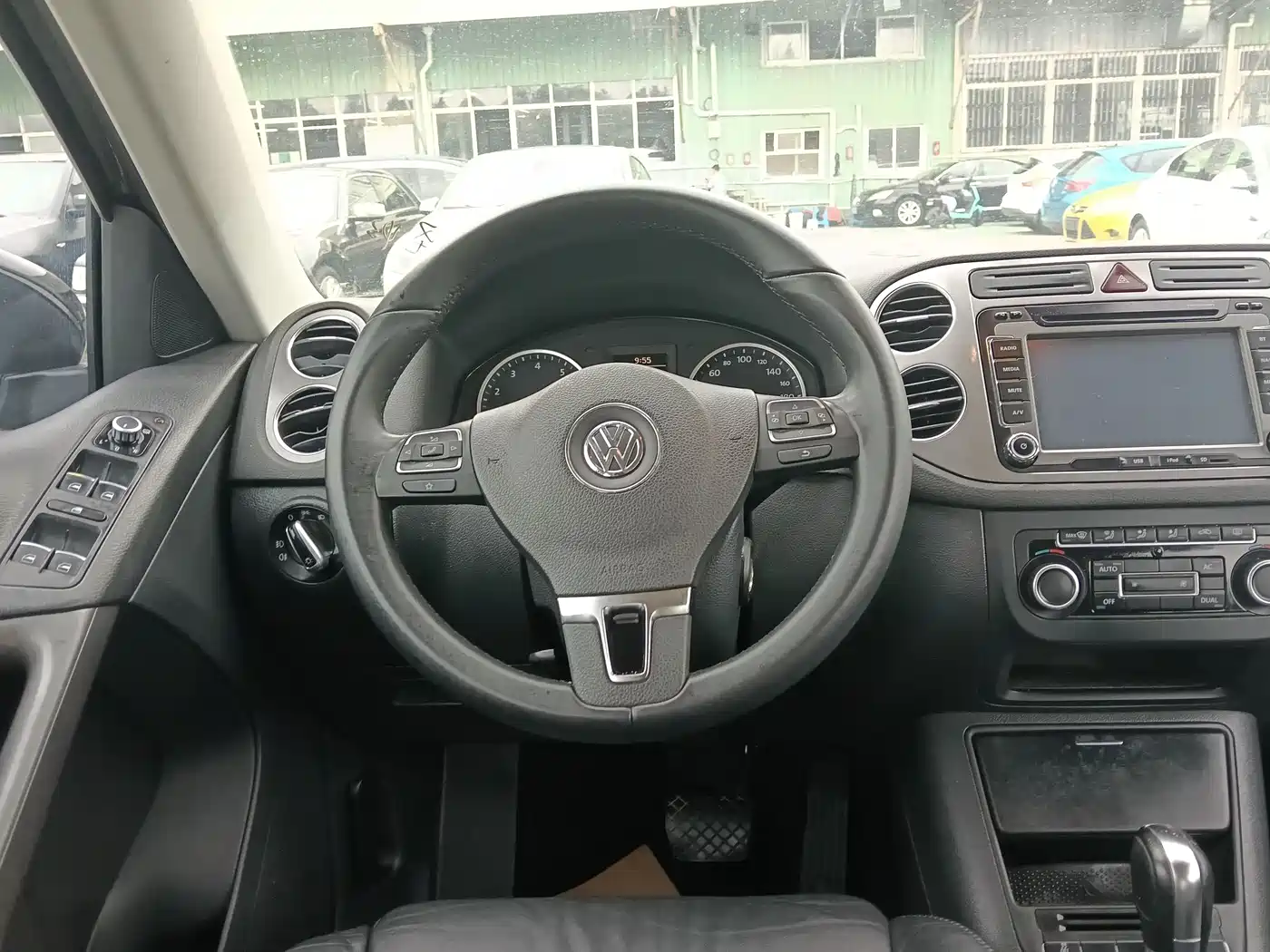 Volkswagen Tiguan 2012 1.8TSI Automatic 2WD Trend Edition фото 8