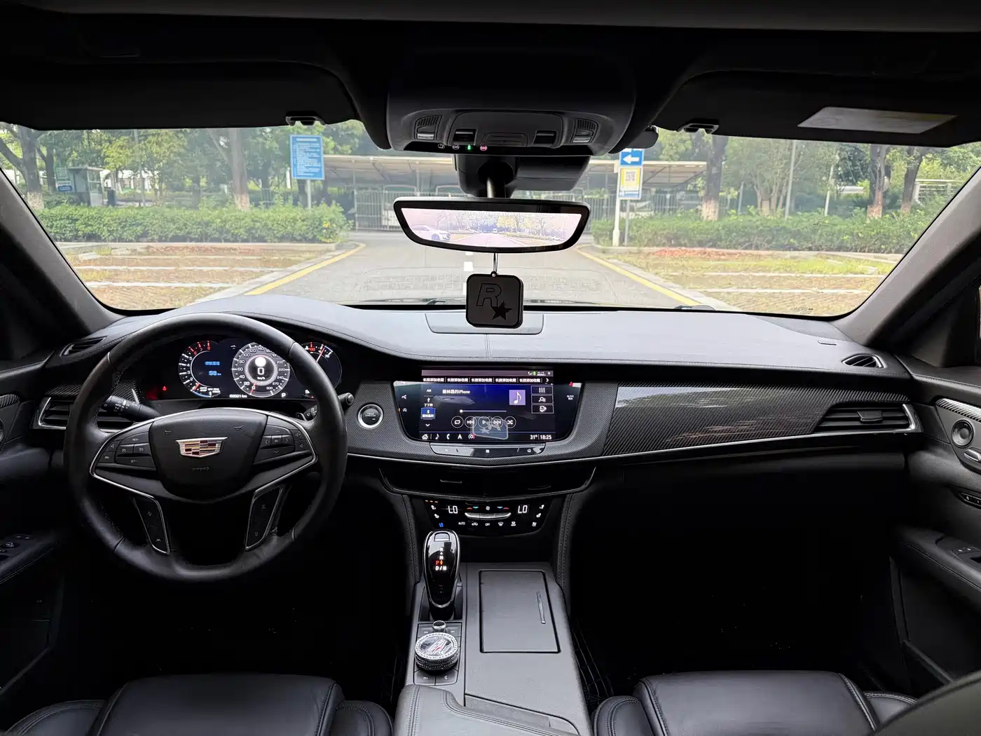 Фото 8 - Cadillac CT6