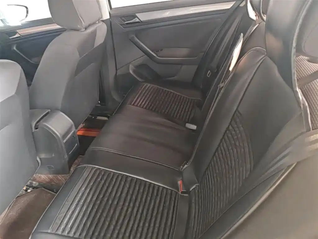 Volkswagen Bora 2018 1.5L Automatic Fashion фото 17