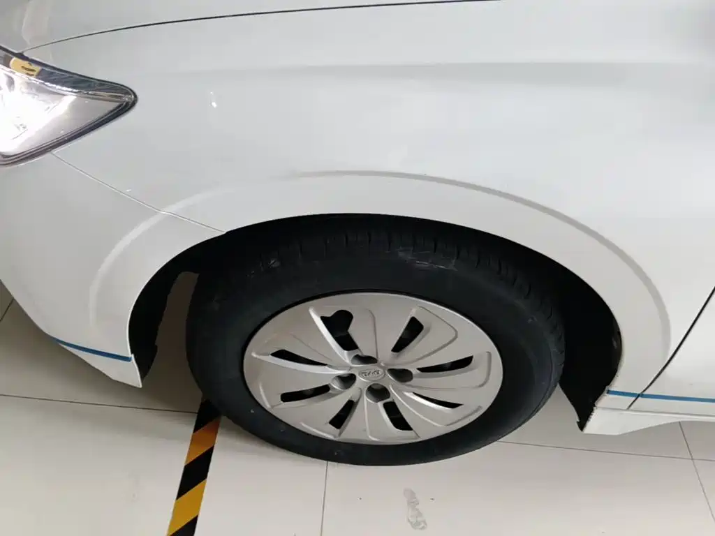 BYD e2 2020 2019 Standard Range Yue·Standard Model