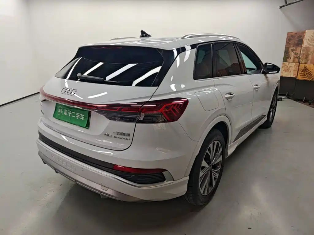 Audi Q4 e-tron 2025 2024 40 e-tron Creation Edition