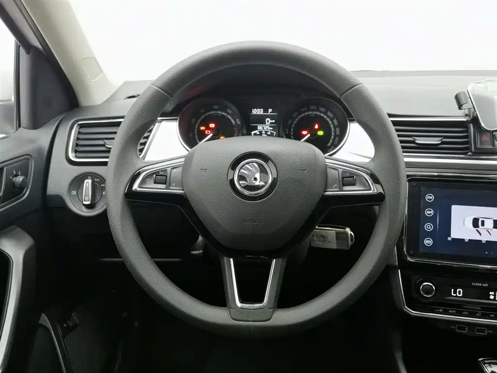 SKODA XIN RUI
