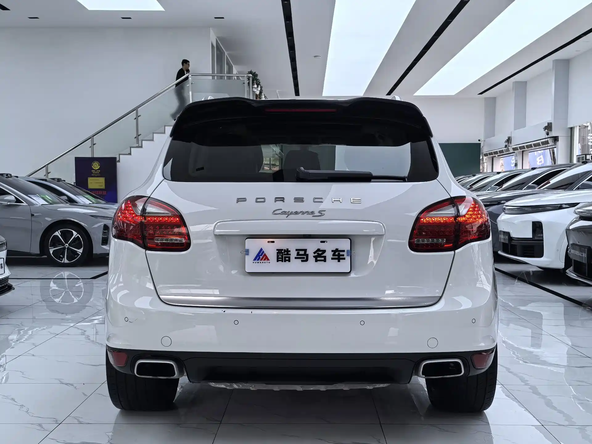Фото 14 - Porsche Cayenne
