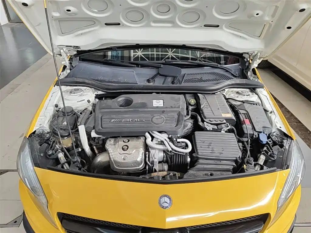 Mercedes-Benz A-Class AMG (Import) 2014 AMG A 45 4MATIC фото 20