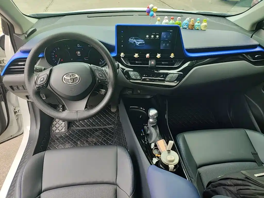 Toyota C-HR 2024 2023 Model 2.0L Luxury Edition