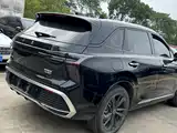 صورة 2 - Hongqi HS3 PHEV