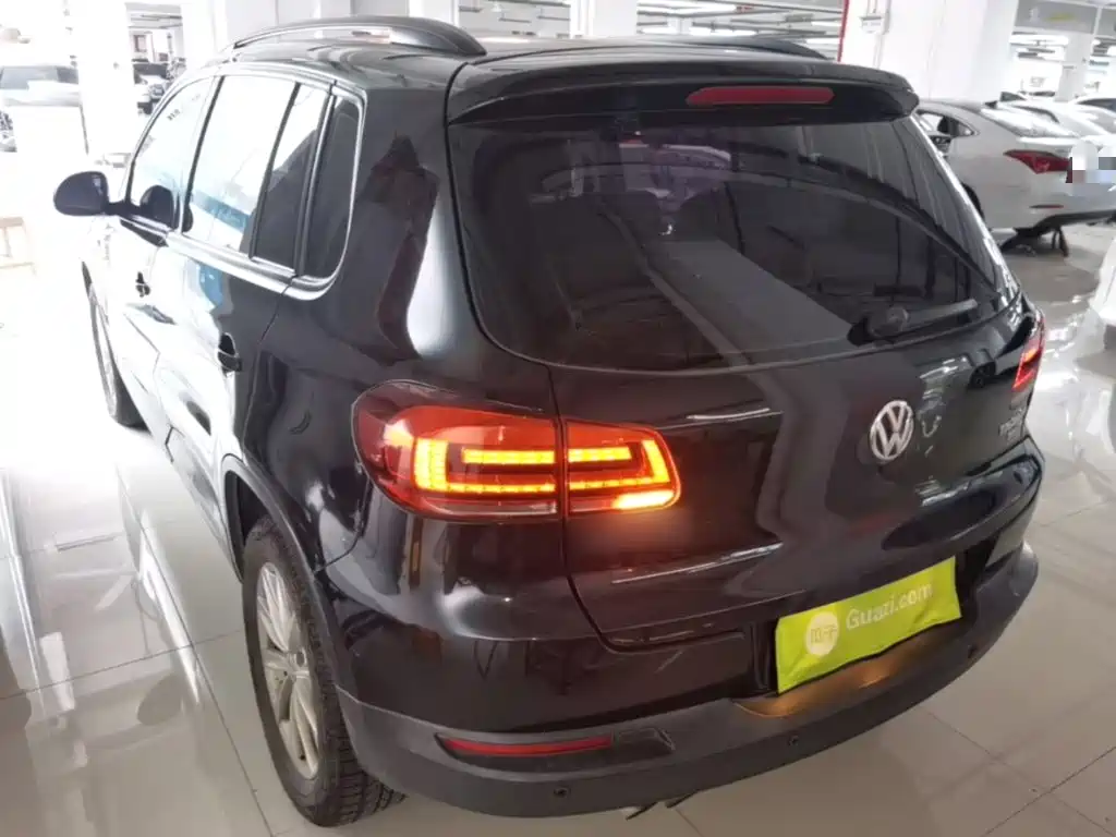 صورة 5 - Volkswagen Tiguan