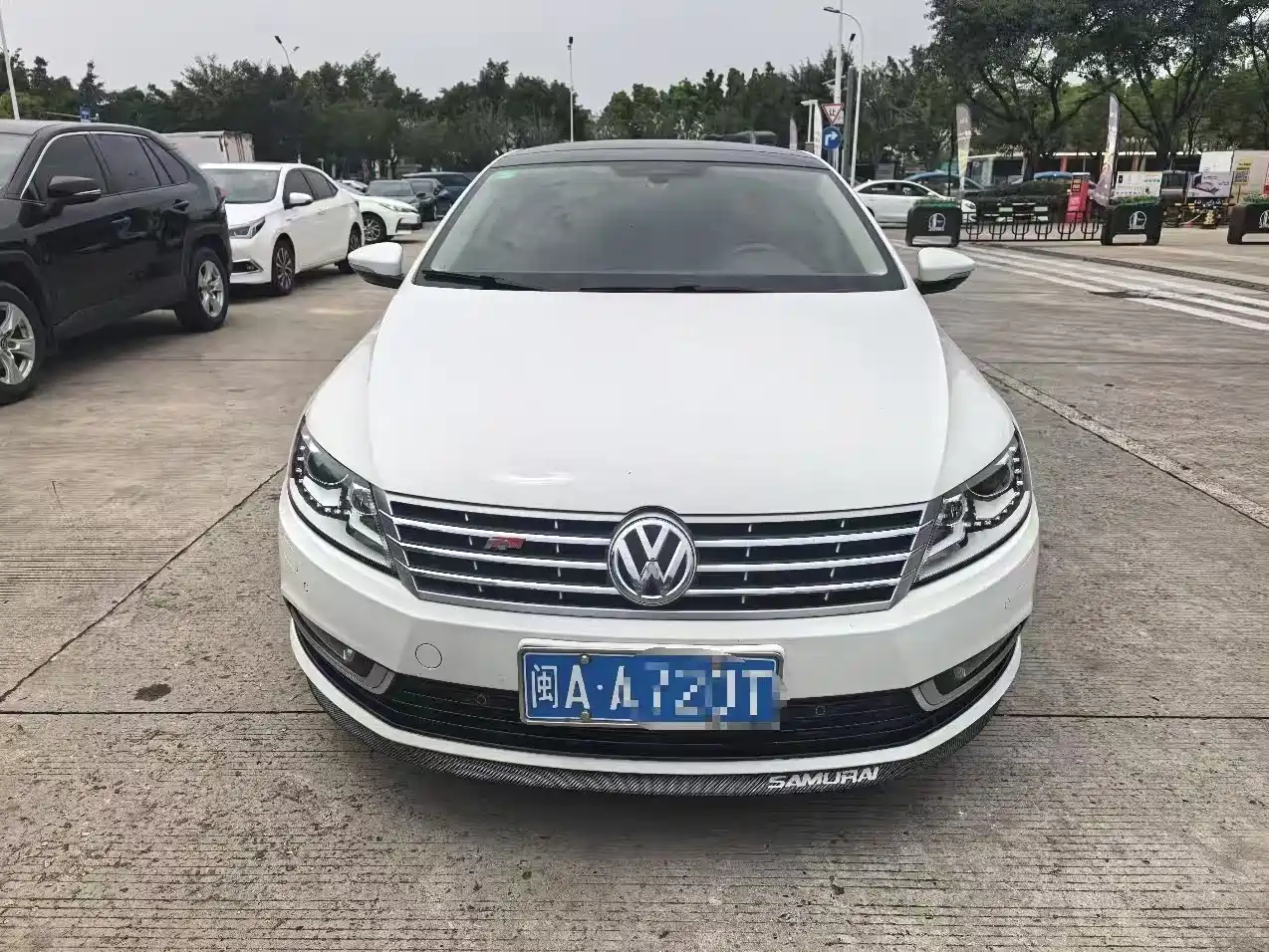 Volkswagen FAW-Volkswagen CC 2016 Model 1.8TSI Luxury фото 2